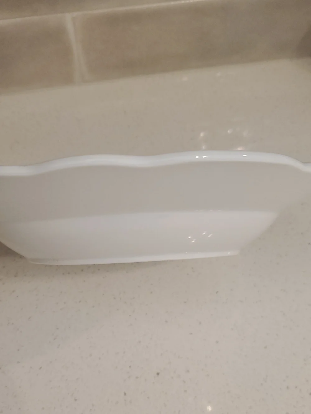 BIA Cordon Bleu Veggie Scalloped Porcelain Soup Dish Pea Pods